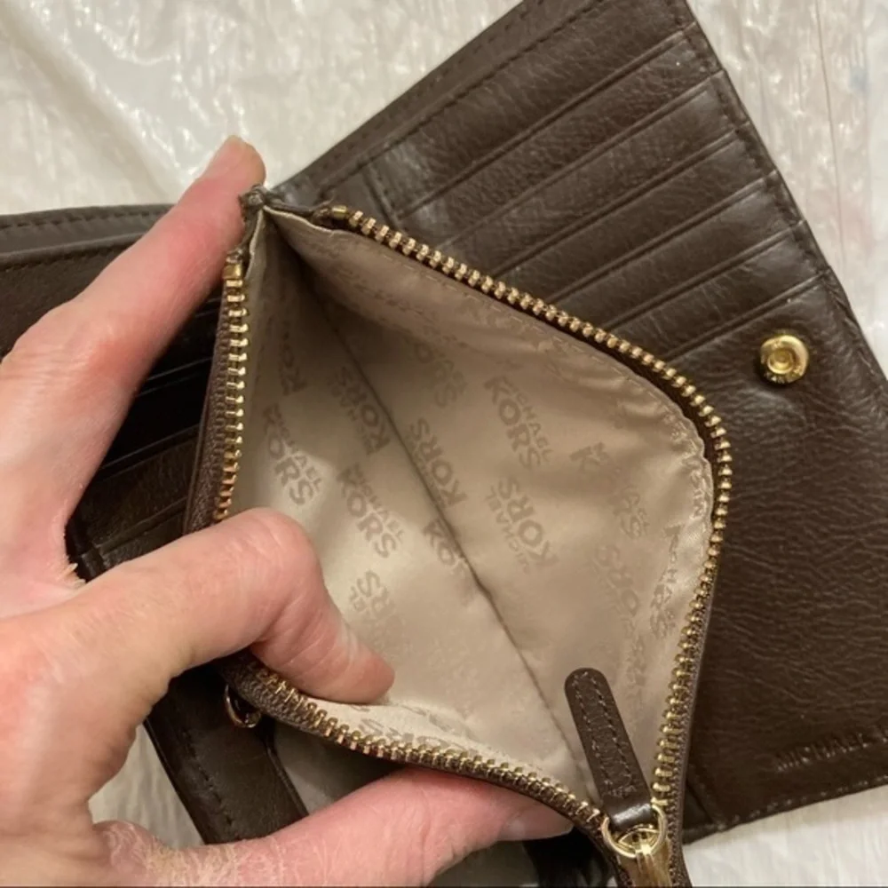 Michael Kors brown leather studded wallet tons of card slots!!!!